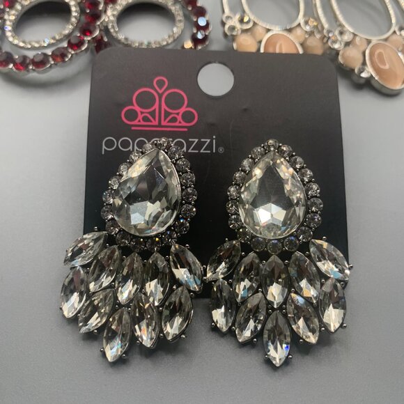 Lot of 3 Paparazzi Statement Earrings NEW ON PACKAGE - Picture 2 of 4